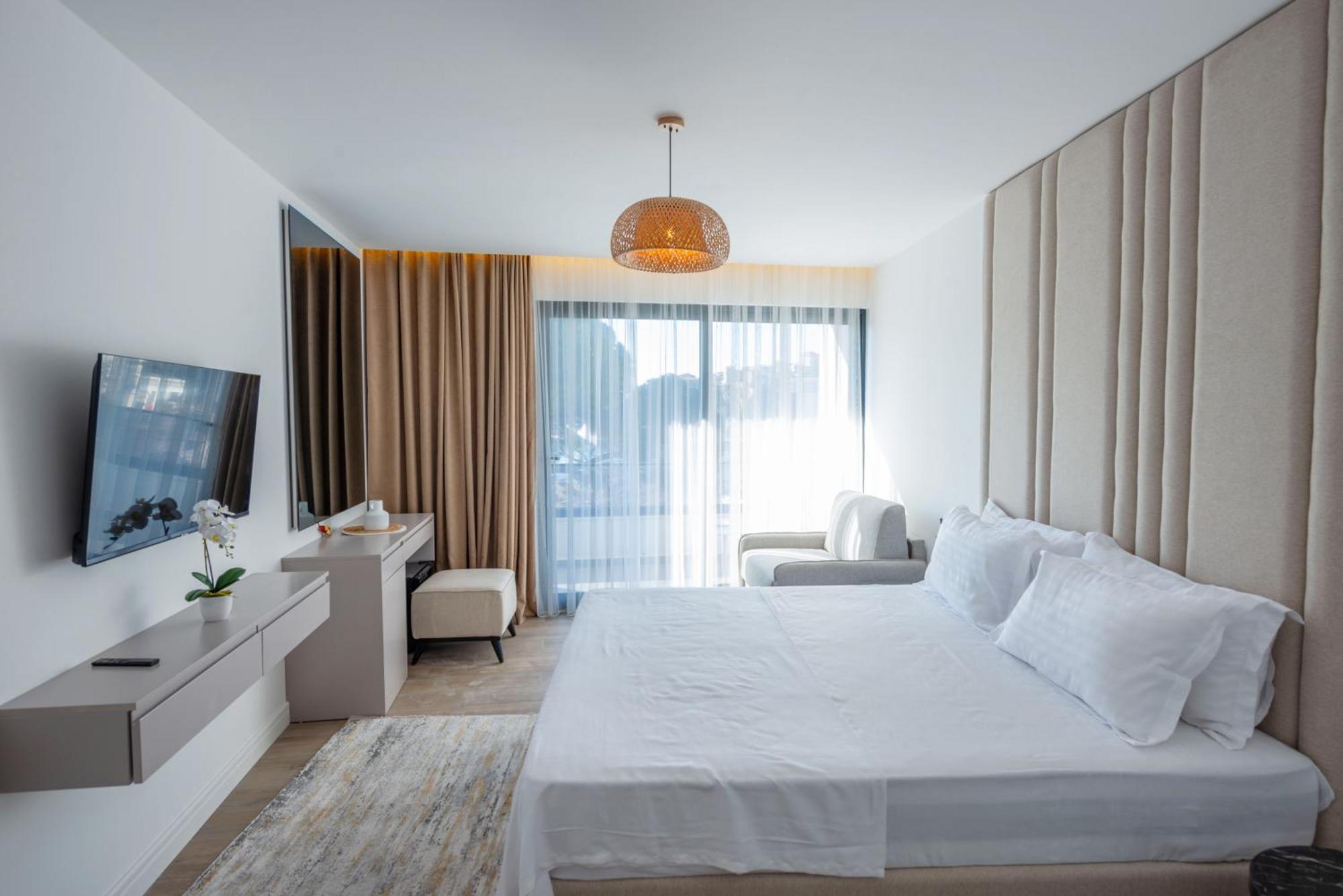 Botanica Boutique Hotel Улцинь Экстерьер фото