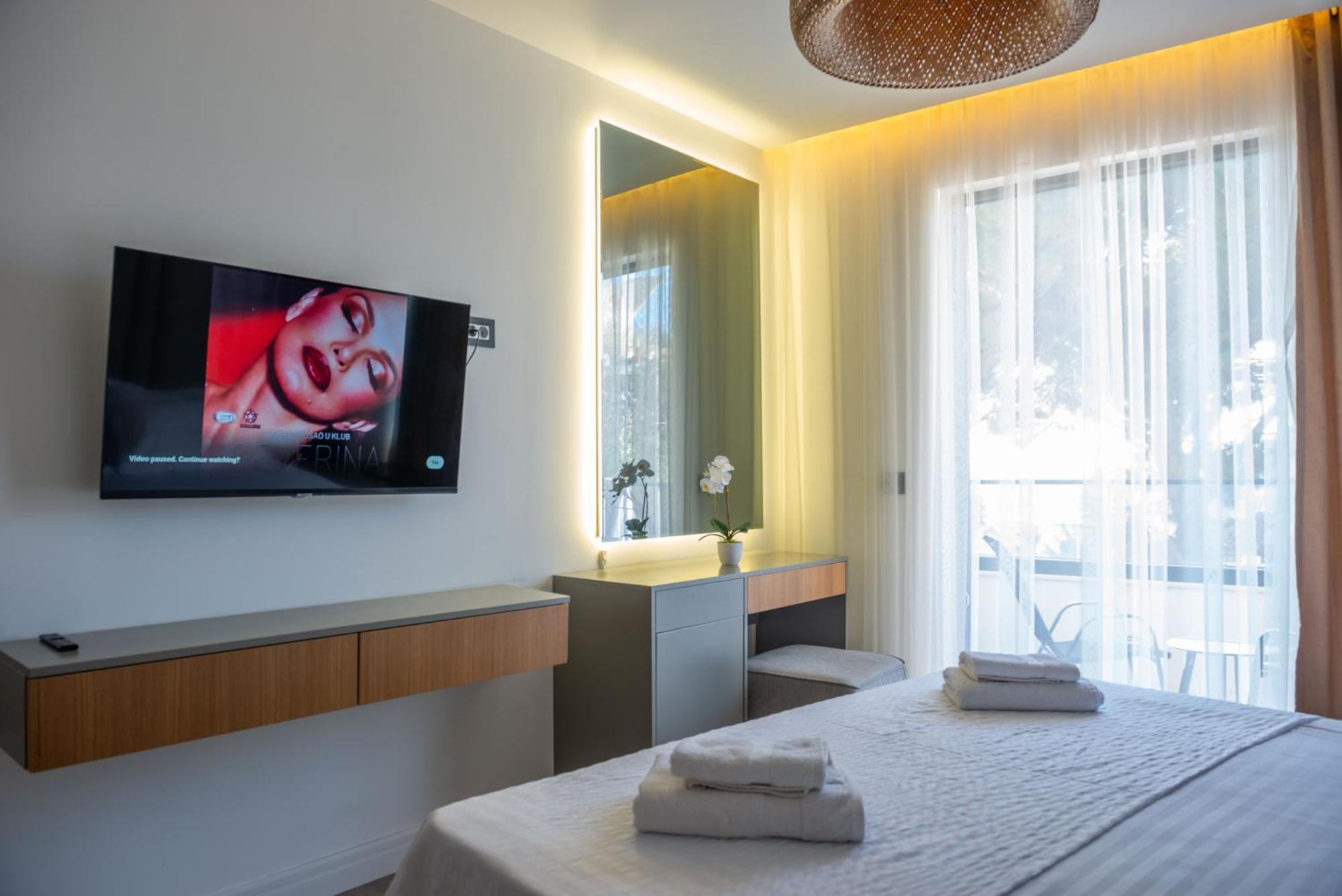 Botanica Boutique Hotel Улцинь Экстерьер фото