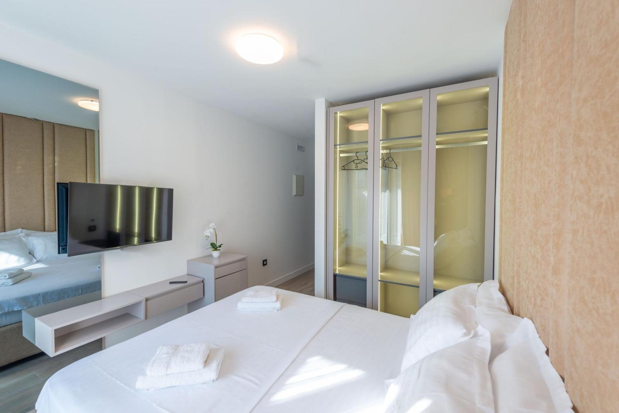 Botanica Boutique Hotel Улцинь Экстерьер фото