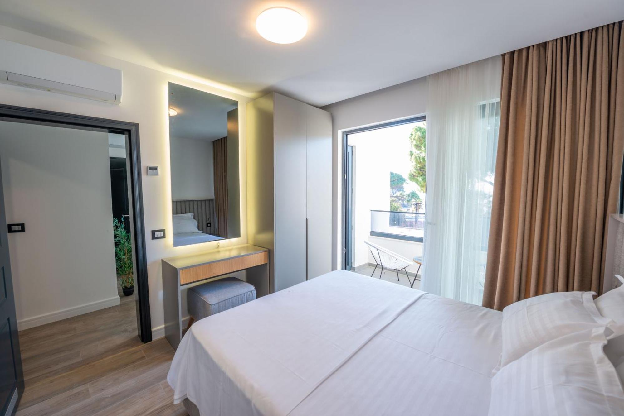 Botanica Boutique Hotel Улцинь Экстерьер фото