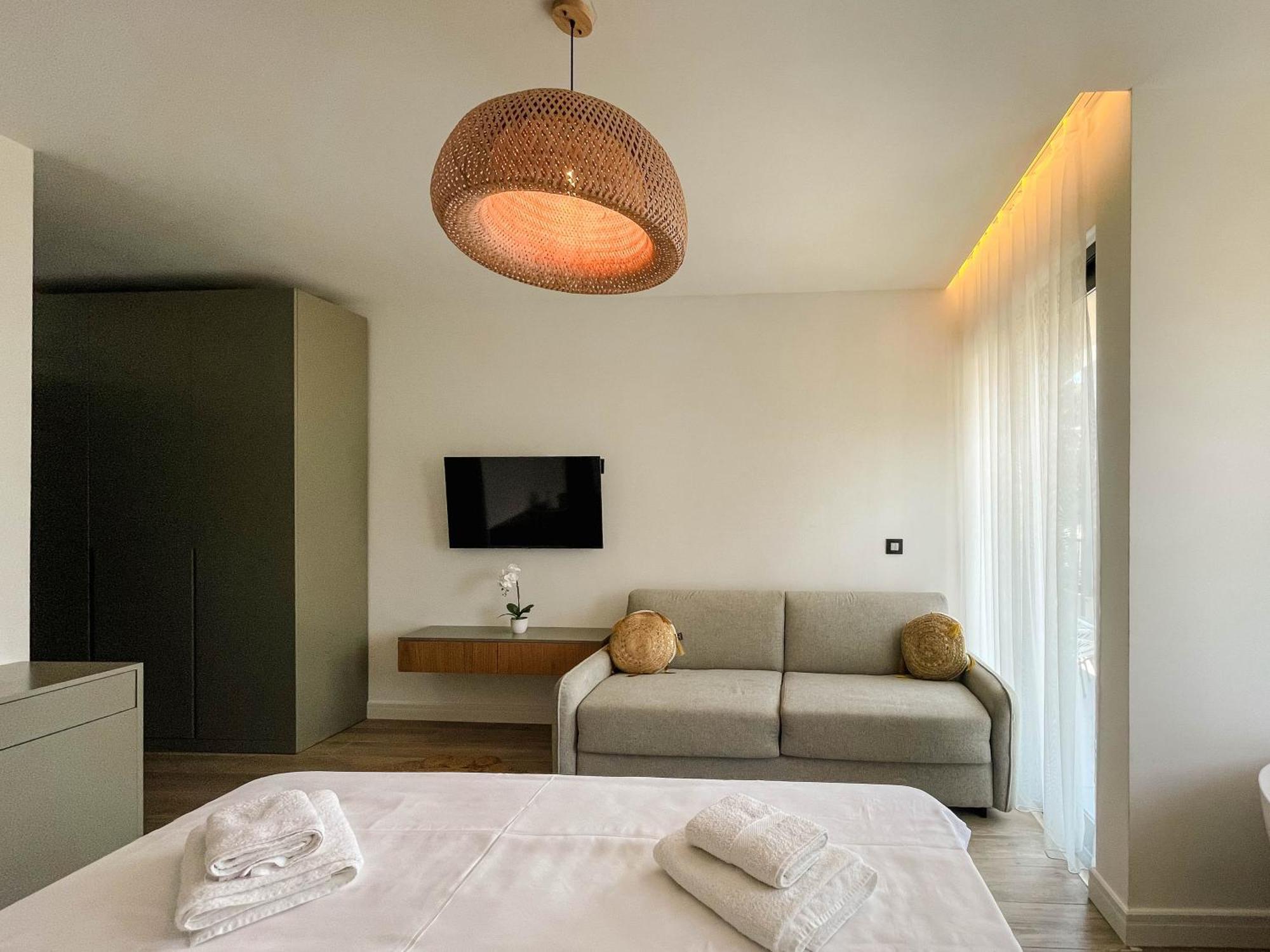 Botanica Boutique Hotel Улцинь Экстерьер фото
